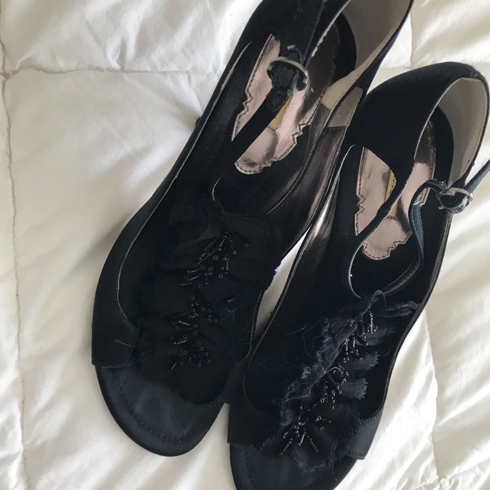 Black heels for cocktail occasion